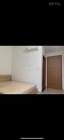 Cho thuê gấp CBD 2PN, view Q1, căn góc, tầng thấp, giá tốt nhất thị trường. LH: 0933076606 Linh 12861617