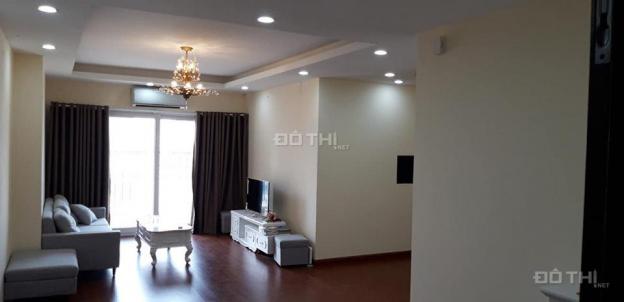 Bán căn hộ chung cư Mạc Thái Tổ, Yên Hòa, Cầu Giấy. DT 130m2, full nội thất đẹp, giá 28 tr/m2 12862521