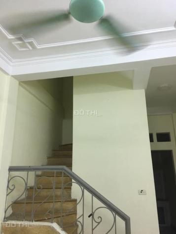 Bán nhà phố Cự Lộc, Quận Thanh Xuân, DT 30m2 xây 4 tầng, giá 2 tỷ 12864897