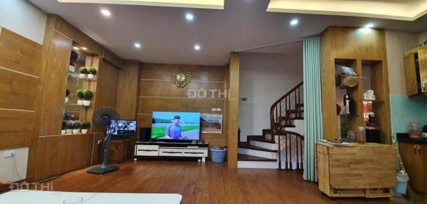 Bán nhà Khuất Duy Tiến 40m2 * 5 tầng, gara, KD, full nội thất, ngõ thông, có 5.5 tỷ 12866262