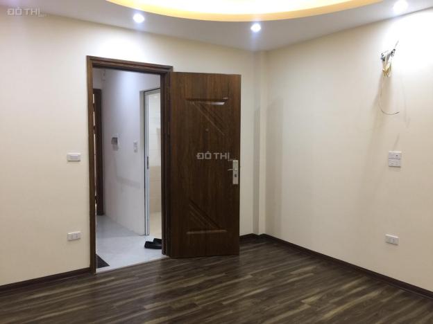 Nhà chính chủ cần bán. DT 50m2 x 5T, Hoàng Hoa Thám, Vĩnh Phúc, Ba Đình, lh 0985067517 12866645