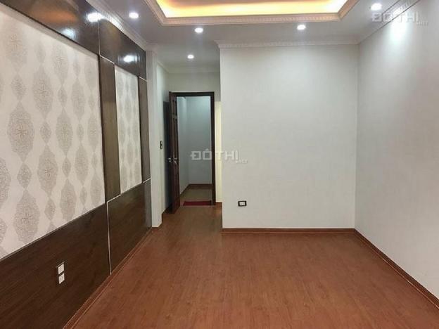 Bán nhà phố Đội Cấn, 4 tầng, 37 m2, chỉ 3.5 tỷ thông thoáng vuông sổ 12868124