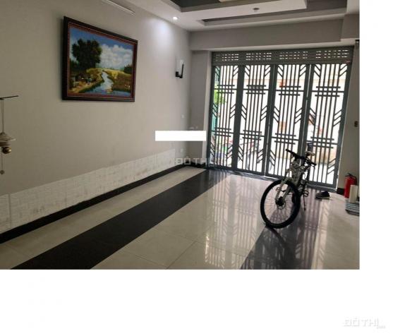 Cho thuê nhà trong ngõ Đội Cấn, Ba Đình, Hà Nội. Diện tích là 61m2 x 5 tầng, tầng 1 là khách bếp 12868818