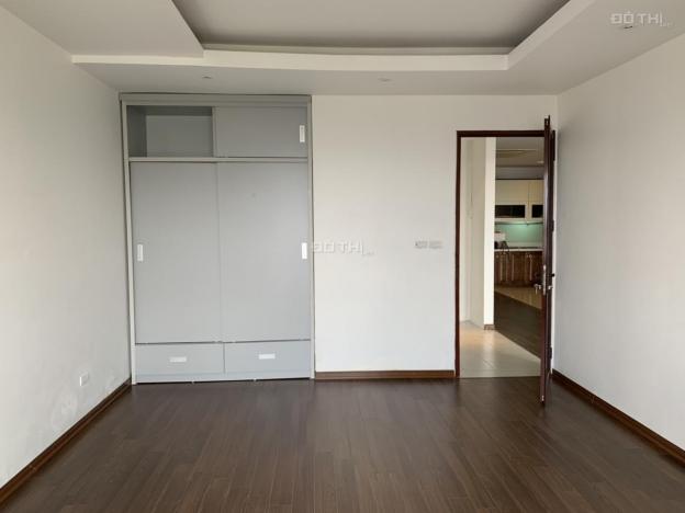 Chính chủ bán lại căn hộ New Horizon 87 Lĩnh Nam, HH01 sảnh A, 80m2 full nội thất. Giá 2,18 tỷ 12875870