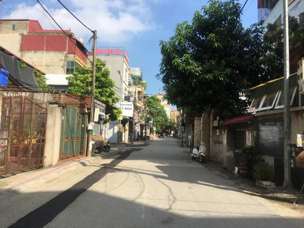 Bán đất thổ cư tổ 11 phường Sài Đồng, diện tích 48m2, ô tô đỗ cửa 12884013