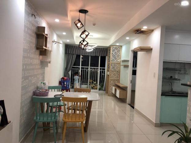 Mình đang bán căn hộ Melody Residences Tân Phú, 70m2, 2PN, 2WC, giá 2 tỷ 6, nhà đẹp, LH 0917387337 12887717