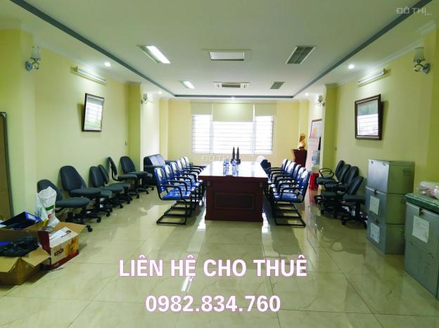 Cho thuê văn phòng giá rẻ tại Trần Duy Hưng.DT 100m2/sàn chỉ 20 triệu/th có dịch vụ+gửi xe+điện 12898578