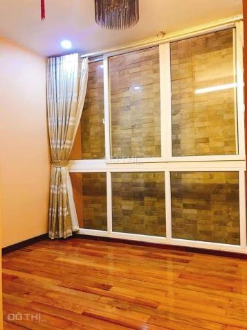 Bán phố Nhật Chiêu, Tây Hồ lô góc gara 50m2, MT 4.3m, 12 tỷ, 0383740810 12901583