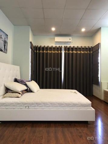 Bán nhà Chính Kinh lô góc 6 phòng ngủ 4m mặt tiền, 40m2, 3.5 tỷ. 0967863126 12905524