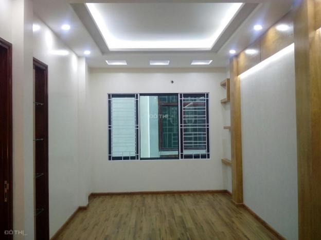 Bán nhà 3,05 tỷ ngõ 75 Đại La - Bạch Mai, 35m2 x 5T đẹp, có sân, cách phố 50m 12912006