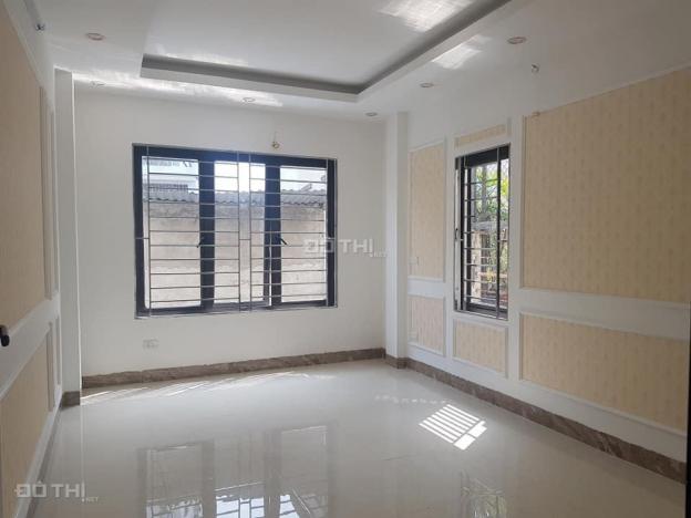 Hiếm, bán nhà Dương Quảng Hàm, 36m2, 4 tầng, chỉ 3.1 tỷ, LH: 037.3300.266 12913841