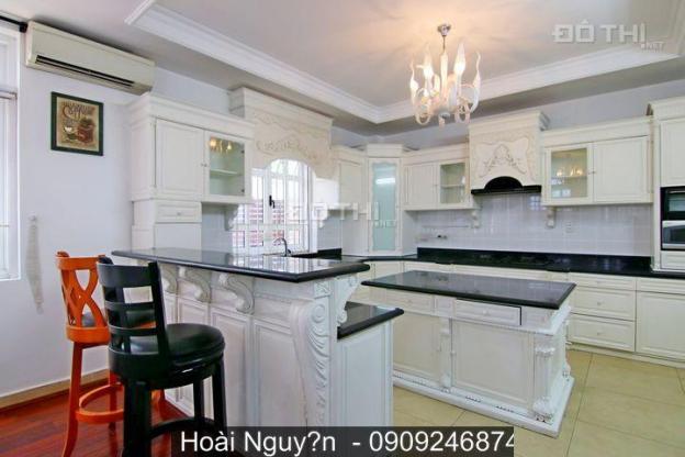 Cho thuê villa phố Thảo Điền, DT 250m2, 5PN, giá 70 tr/th, phù hợp ở, làm văn phòng 12917964