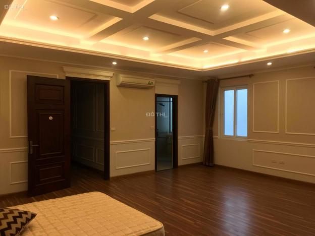 Bán BT phố Nguyên Hồng 90m2, 4T xây để ở rất đẹp trước nhà có sân chơi rộng, tiện đi các phố 12918981