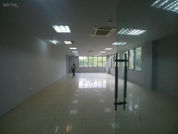 Cho thuê văn phòng hoàn thiện diện tích 80m2 tại mặt phố Chùa Láng, Đống Đa 12921269