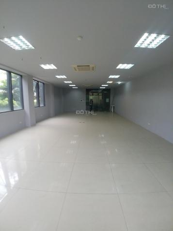 Cho thuê văn phòng hoàn thiện diện tích 80m2 tại mặt phố Chùa Láng, Đống Đa 12921269
