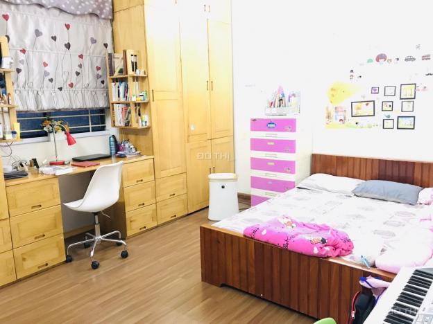 Bán gấp căn hộ chung cư ở Mễ Trì CT4-2, Mễ Trì Hạ, diện tích 68m2, đầy đủ nội thất tiện nghi 12921504