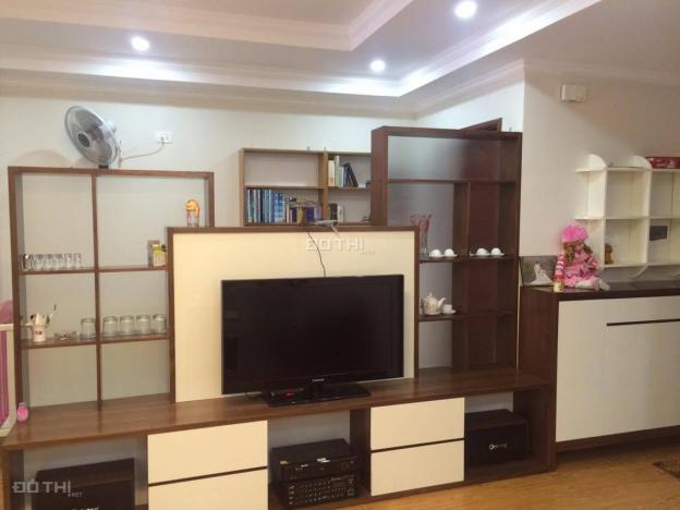 Cho thuê căn hộ 2 PN đồ cơ bản tại dự án 90 Nguyễn Tuân, Thanh Xuân giá 10 tr/th, LH 0392459222 12922031