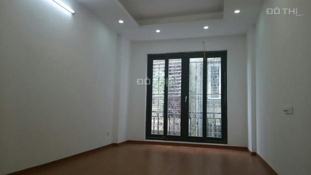 Bán nhà mặt phố Hoàng Mai, quận Hoàng Mai, 30m2, 5 tầng, giá 4.1 tỷ, liên hệ 0945818836 12925012