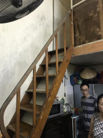 Bán căn nhà 2.5 tầng quận Hoàn Kiếm, giá 650 tr 12933372