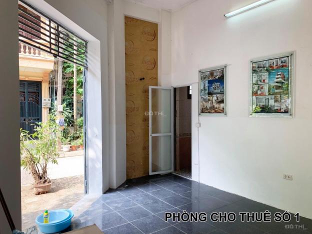 Chính chủ cho thuê VP 30m2, giá 5.5 tr/tháng tại Trung Kính, Cầu Giấy. LH: 0983838853 12937738