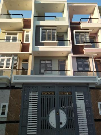 Nhà mới HXH gần Phạm Văn Đồng, DT 4x18m, xây 3 lầu 4PN, 5WC, sổ hồng riêng 12938548