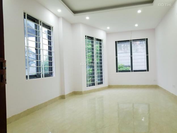 Nhà Phú Lãm xây mới, 2 mặt thoáng, sân riêng gần chợ, 35m2 giá 1.3 tỷ. LH 0859660898 12953274