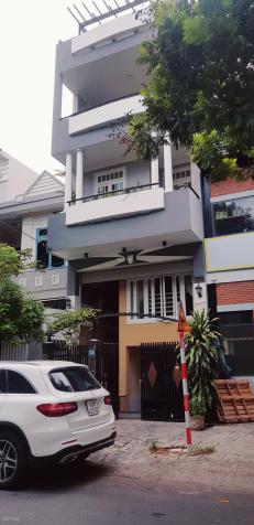Nhà 3,5 tầng gần biển, cách biển Phạm Văn Đồng 200m, cần bán, LH: 0913300367 12957010
