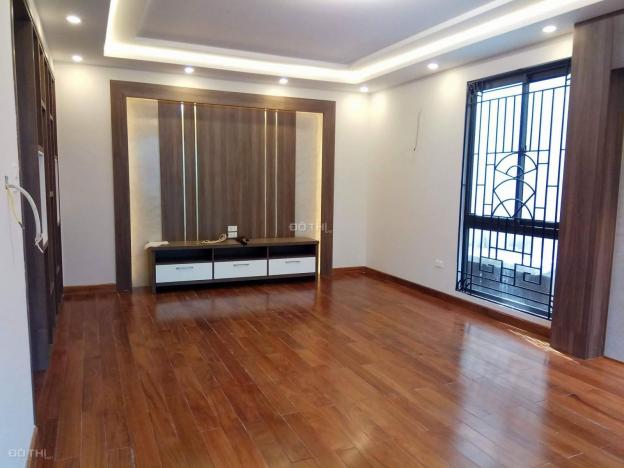 Bán nhà 126 Hoàng Văn Thái 90m2 x 5 tầng như mới đường 2 ô tô 9 tỷ tiện đi các phố khu dân trí cao 12957538