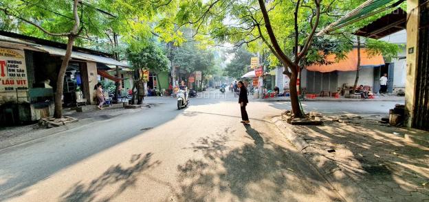 Nhà Trần Phú, ngõ to 3 ô tô tránh, ngay sát phố, khu KD, buôn bán, có vỉa hè, đậu xe ô tô thoải mái 12958697