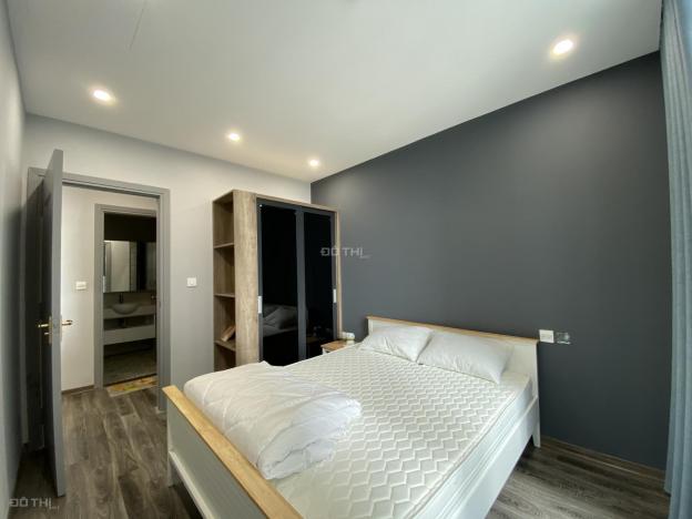 Bán căn hộ chung cư cao cấp Vinhomes Green Bay, 2 phòng ngủ, 62m2, giá 2.3 tỷ 12962108