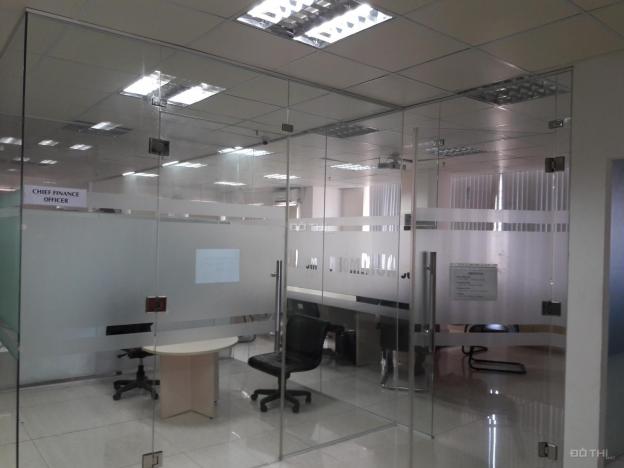 Chính chủ cho thuê văn phòng 70m2, ngang 6.5m đường Hồng Bàng, 0946 542 473 12964363