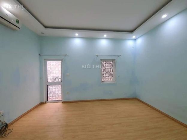 Bán nhà Nguyễn Lương Bằng, 28m2, 3 tầng, 3.1 tỷ. Lh: Mr. Hoàng 0765768688 12968614