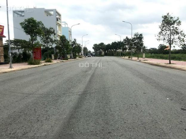 Có 1 căn nhà 100m2, 3 lầu cần bán, có sổ hồng riêng 12969055