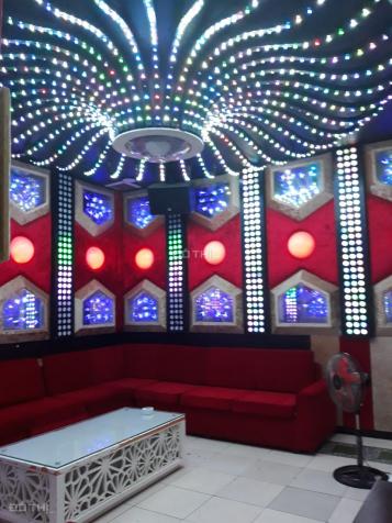 Quán karaoke ngay MT thị xã Cai Lậy, SHR, DT 6.2x22m, phòng đẹp 12972429