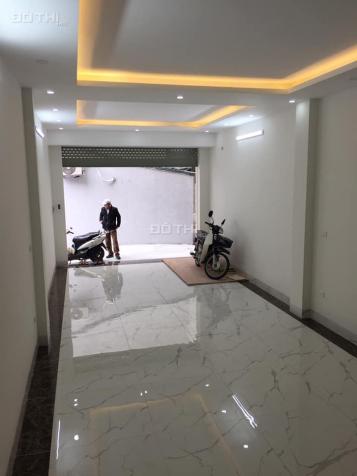 Bán nhà PL 51m2 x 7 tầng thang máy gara 2 ô tô phố Nguyễn Khang giá 10,2 tỷ. LH 0912442669 12973370