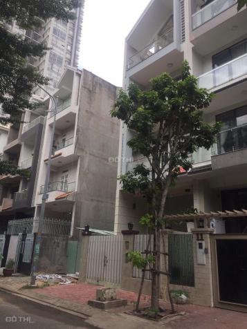 Bán đất tại đường 16, Phường Tân Hưng, Quận 7, Hồ Chí Minh diện tích 100m2 giá 125 triệu/m2 12975828