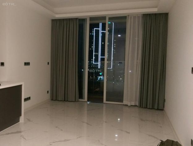 Chính chủ bán gấp căn hộ Sarina 2 phòng ngủ view Landmark, thoáng mát, tầng cao, giá tốt 7.6 tỷ 12976406