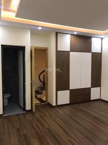 Bán gấp nhà Nguyễn Khoái, Hoàng Mai 38m2 x 4 tầng, chỉ 2 tỷ, gần ô tô 12977293