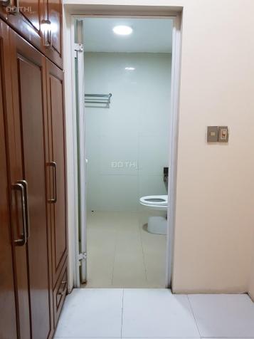 Chính chủ bán nhà ngã tư Yên Hòa - Trung Kính, ô tô đỗ cách 20m, 42m2*6T, 3.95 tỷ, 0905596784 12979353