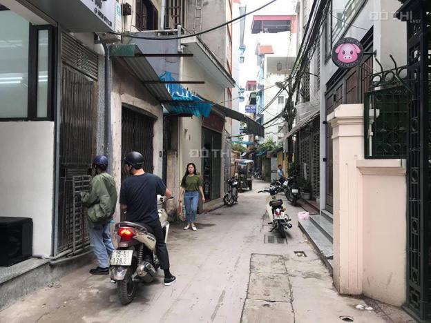 Bán nhà Trường Chinh quận Thanh Xuân 59m2 4T, MT 6m, lô góc, 5 tỷ, ngõ thông, cách MP 15m 12979484