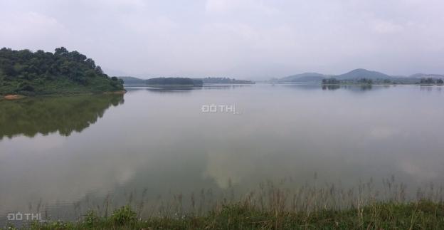 Bán lô đất 3328m2 nằm chính trong mặt hồ sen Đồng Mô với giá chỉ 1 tr/m2. LH 0866990503 12982940