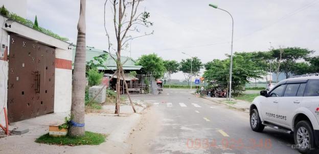 Bán đất ven biển - DT 101m2 - cạnh trục shophouse Nguyễn Sinh Sắc LH: 0936585548 12982972