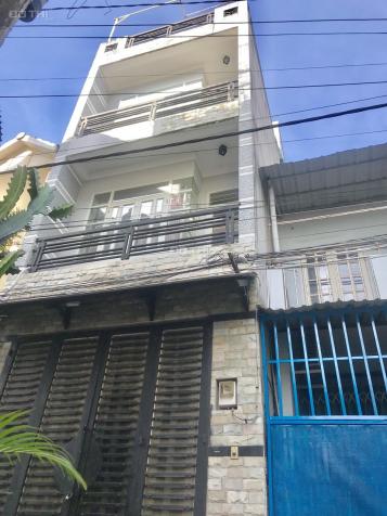 Nhà 4 tầng, đường xe hơi, ngay ngã ba đường Phạm Văn Đồng và Linh Đông, P. Linh Đông, giá 4.65 tỷ 12984079