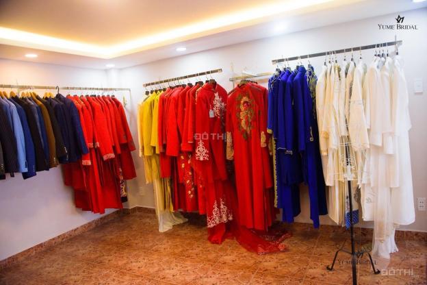 Định cư nước ngoài cần sang nhượng tiệm áo cưới đường Hồ Văn Huê, P.9 12986620