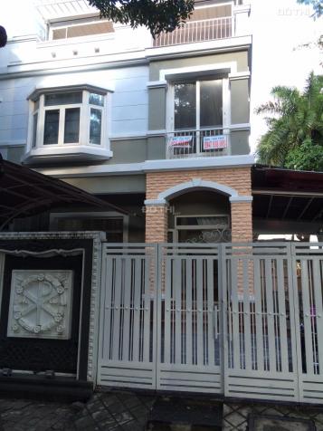 Cho thuê căn villa đẹp góc 2 mặt tiền bến du thuyền PMH đường Nguyễn Đức Cảnh, Tân Phong, Quận 7 12989486