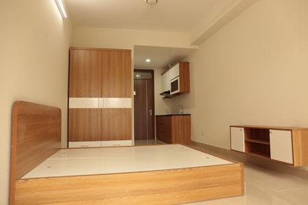 Bán nhà thiết kế căn hộ cho thuê, DT: 125m2 * 7T, Chùa Láng, Đống Đa, Hà Nội 12990551