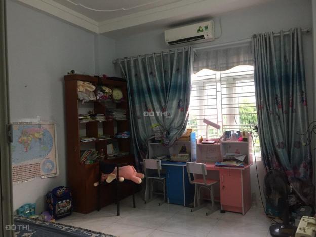 Cần bán nhà 37,4 m2, xây 4,5T kiên cố tại Phố Trạm, P. Long Biên, Long Biên, HN, nhà đẹp, 2,4 tỷ 12992661