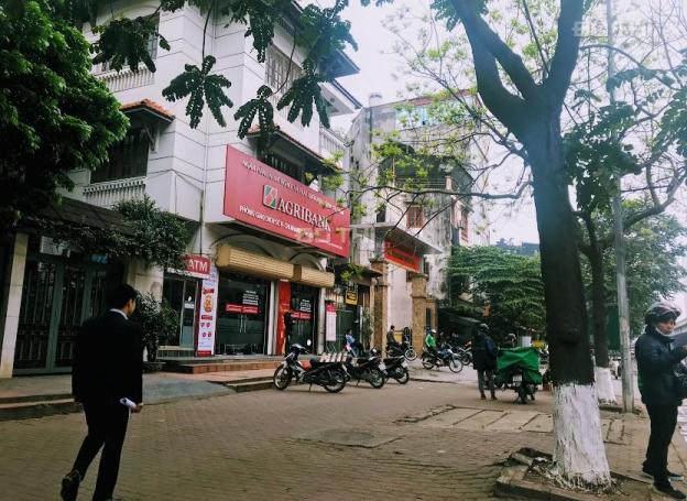 Cho thuê nhà vị trí đẹp mặt phố Khuất Duy Tiến, Thanh Xuân, 120m2 x 3 tầng 12993538