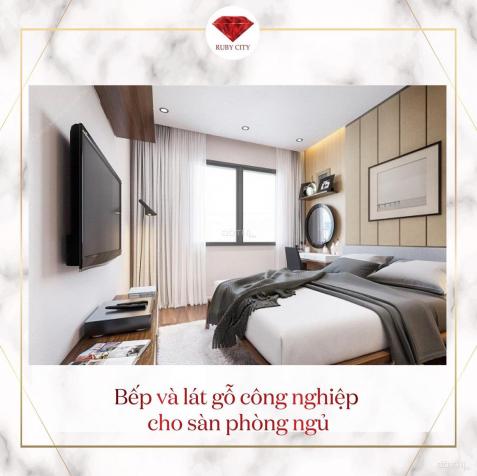 Bán căn 2 PN + 2WC, giá chỉ 910tr, tại Ruby CT3, Việt Hưng, Long Biên. Đã có nội thất vào ở ngay 12993979