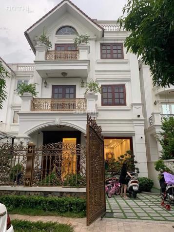 Cho thuê biệt thự thô Văn Khê 165m2, đã có điện nước, giá 9 tr/tháng. LH: 0983477936 12994899